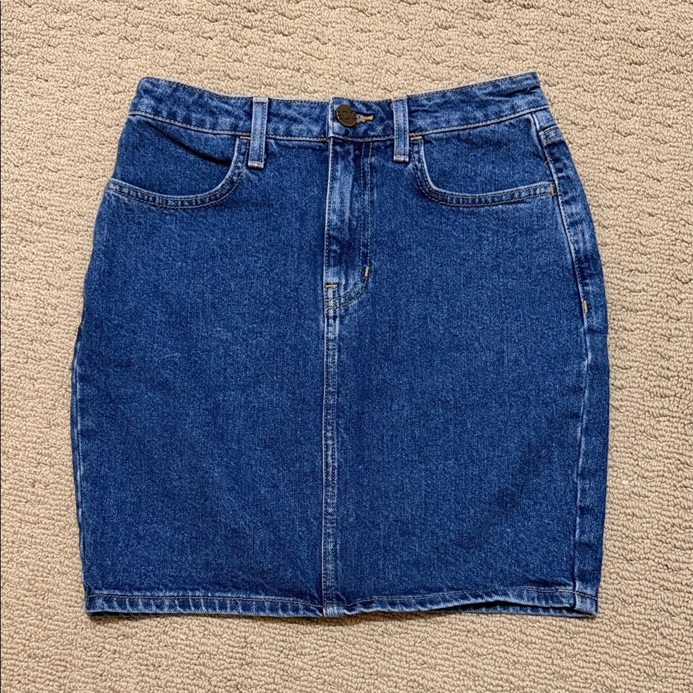 BDG Urban Outfitters Dark Blue Denim Pencil Mini Skirt, Size XS.